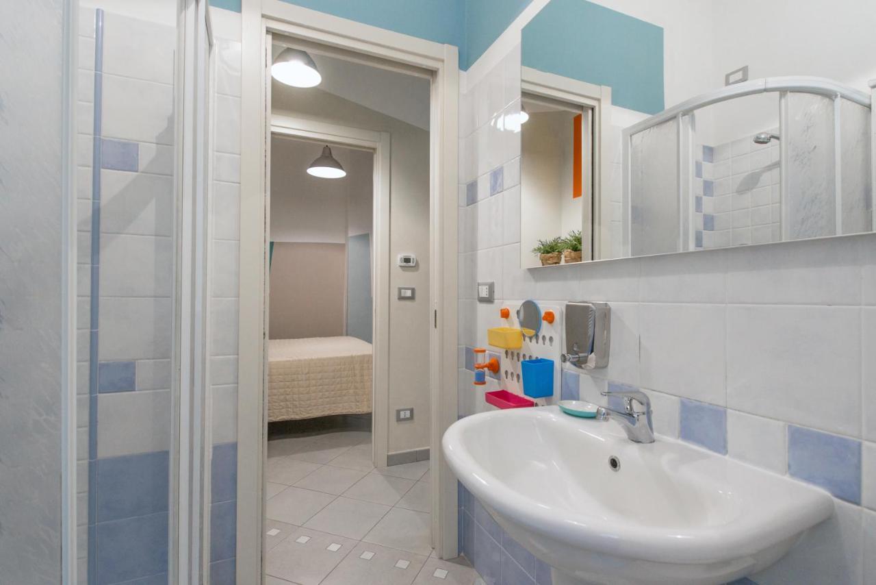 Babyaccommodation Family Sea & Box П'єтра-Лігуре Екстер'єр фото